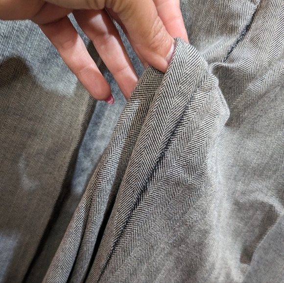 Savion 14P vintage‎ herringbone taupe pleated tapered leg slacks - Picture 4 of 7